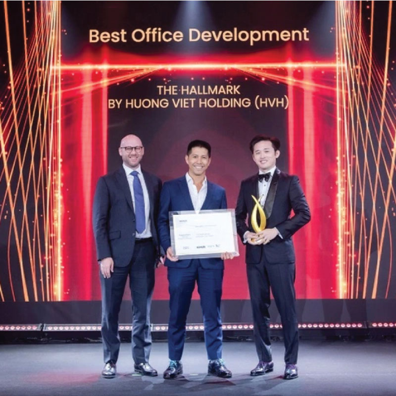 Những dấu ấn biểu tượng làm nên tên tuổi Hướng Việt Properties